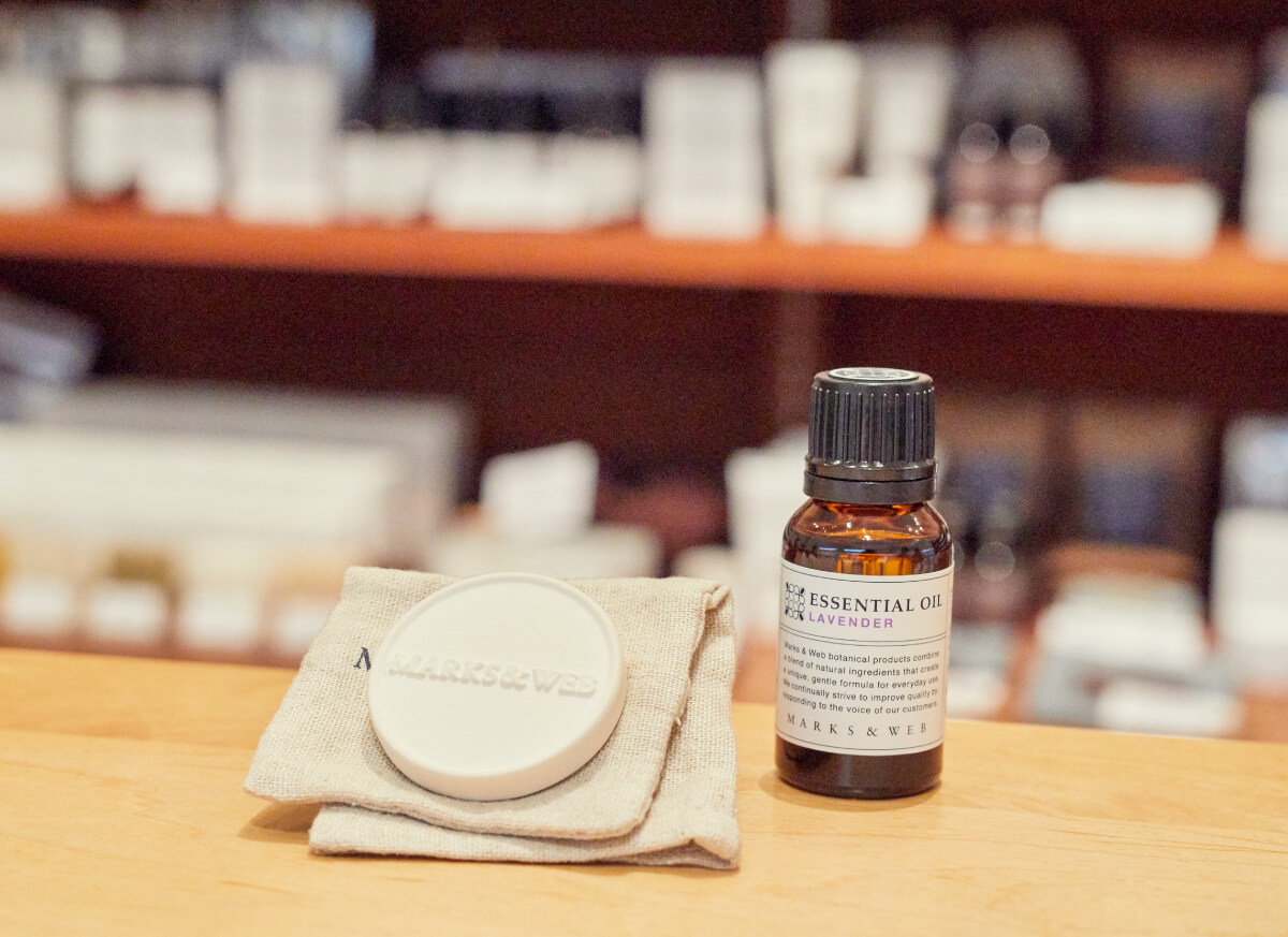 画像：セラミック　アロマプレート