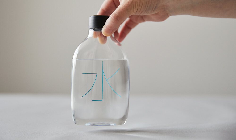 画像：マイボトルを持ち歩くという習慣を身につけよう