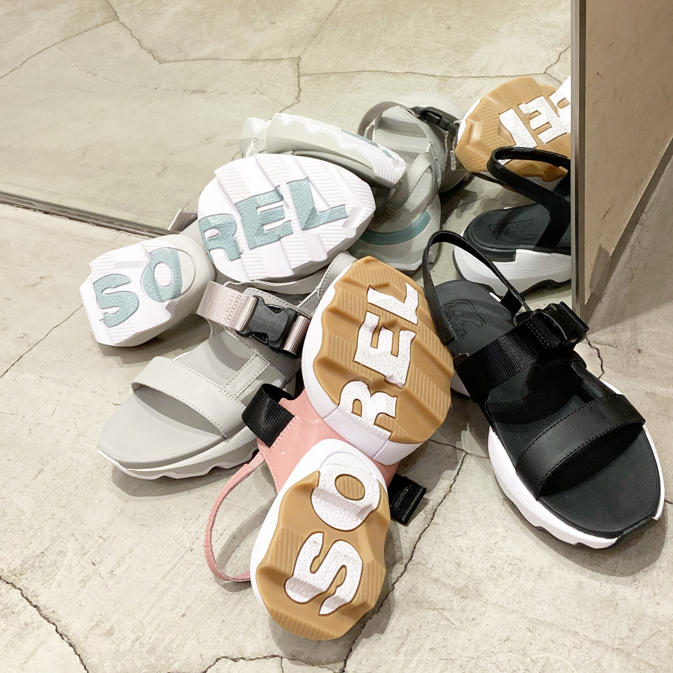 SORELよりサンダル初登場！ | ウォッシュ | ショップニュース