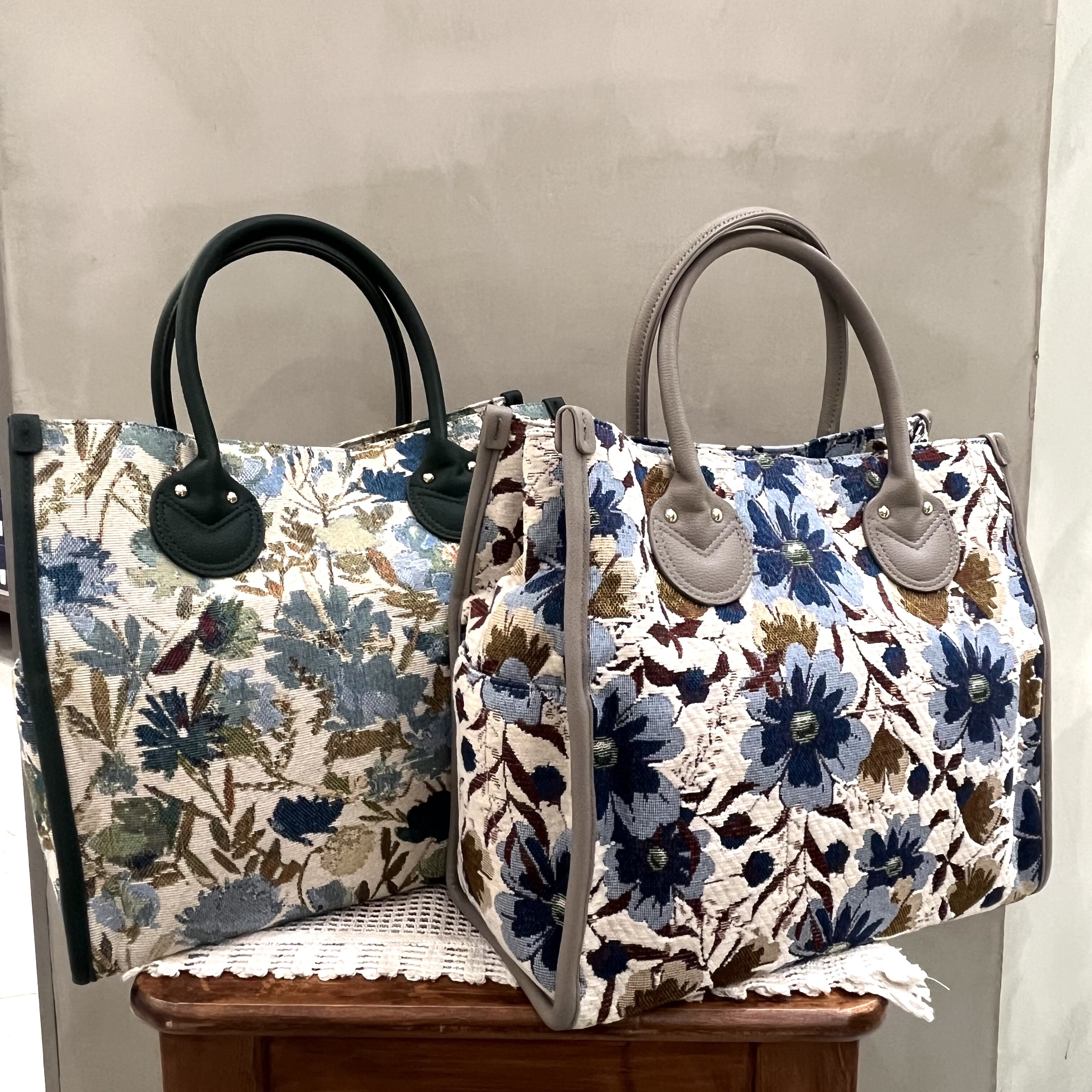 コーディネートのアクセントに。【cache cache】 | ウォッシュ