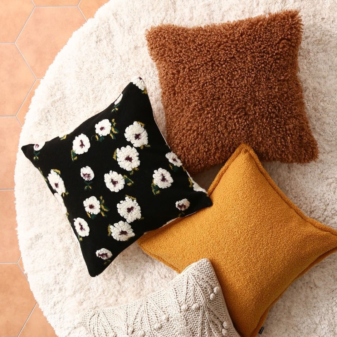 雰囲気をガラリと模様替え！新作クッションカバー💗 | フランフラン