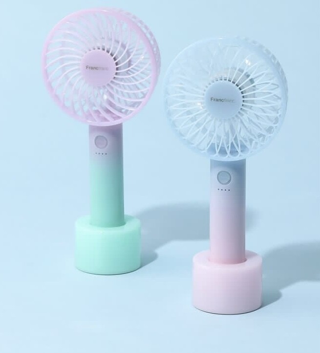 大人気のフレハンディファンに新作のグラデーションカラーが登場！ | フランフラン | ショップニュース | たまプラーザ テラス