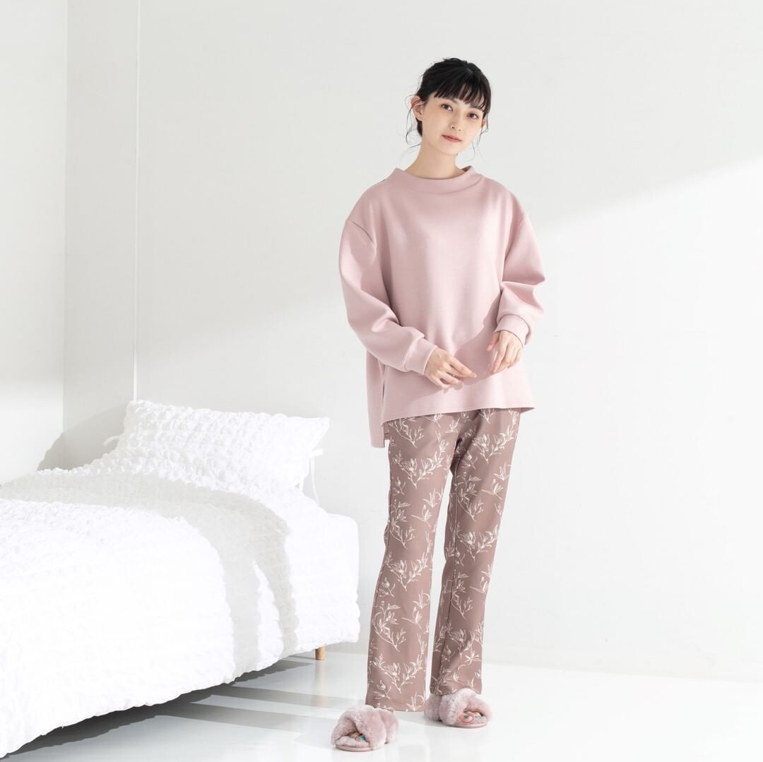 夏‼️LOEWEのルームウェア再々値下げ loewe-s25-020-66fab86cc8a64.jpg