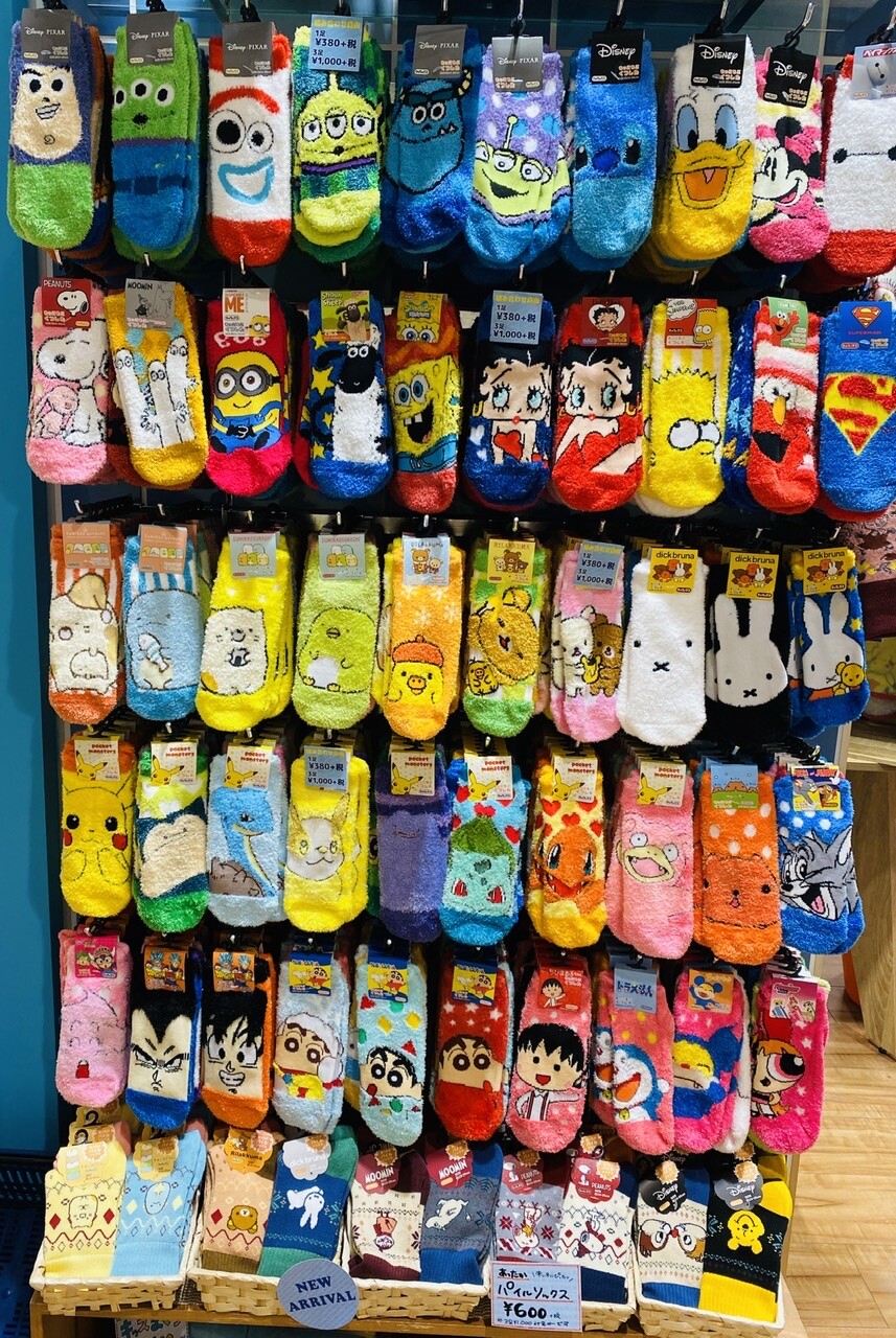 12.キャラクター靴下 さし 