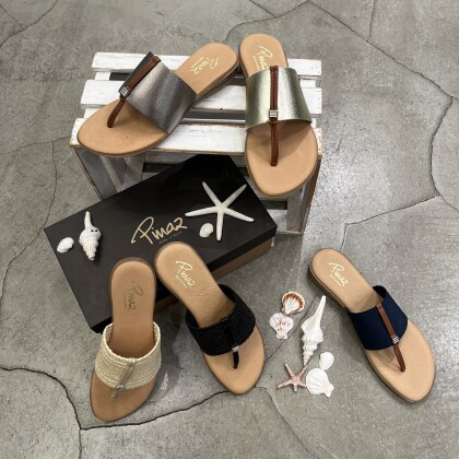 SALE‼︎ 上品なトングサンダル【Pinaz】