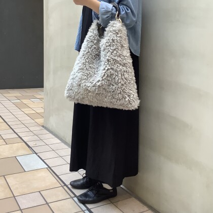 トライアングルファーバッグ