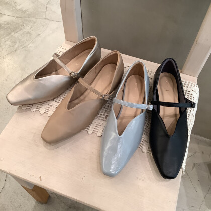 【WASH】オリジナルVカットストラップシューズ★★