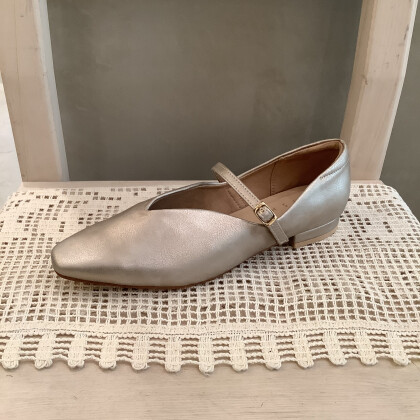 【WASH】オリジナルVカットストラップシューズ★★