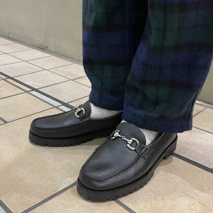 【ARTESANOS】デイリーに活躍するローファー