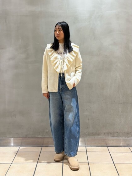 フリルカラーのカーディガンコーデご紹介