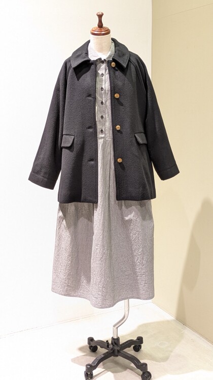 〘たまプラーザ店限定〙ブラックカラーコート登場