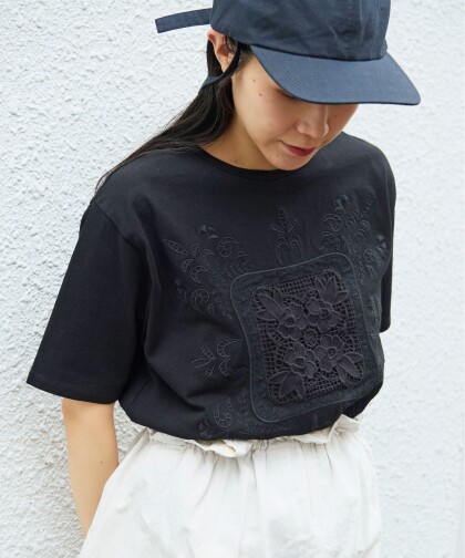 大人可愛い刺繍カットソー♪