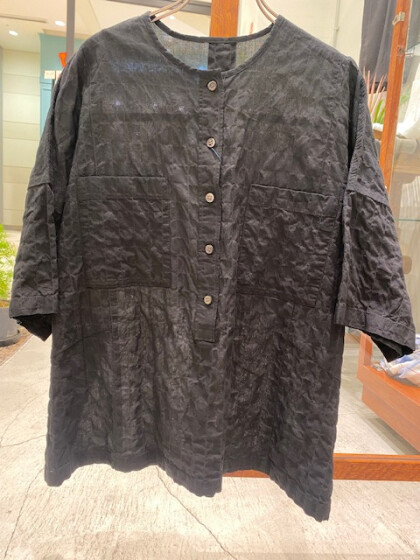 【新作入荷】シャーリングローン　クルーネックブラウス
