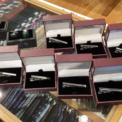 新作ネクタイピン入荷