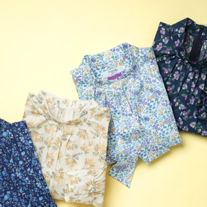 1枚で可愛く、お手入れしやすく【LIBERTYFABRIC　ブラウス】