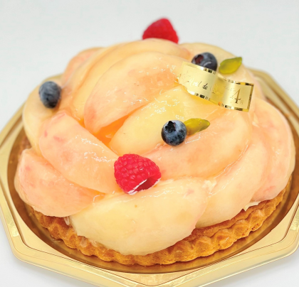 ご予約限定！白桃のタルト🍑