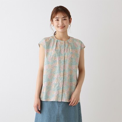 一枚で着こなせるブラウスのご紹介です✨
