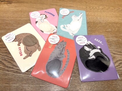 猫好き必見のポストカード