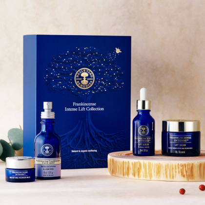 🎁プレゼント付🎄クリスマスコフレご予約受付中