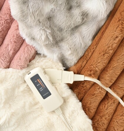 おしゃれな新デザイン✨ヒーター付きブランケット❤️