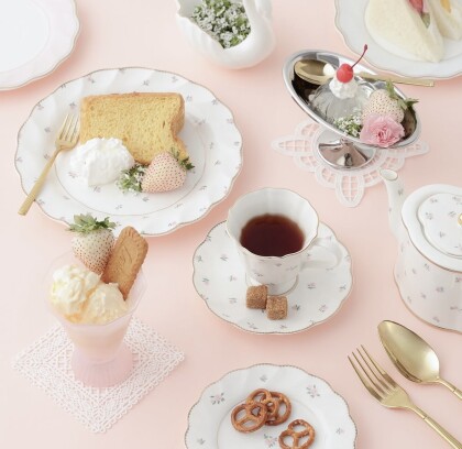 【大好評】新作のクラシックローズシリーズ🌹