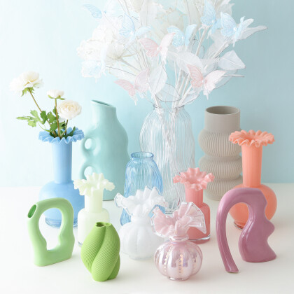 【NEW】春らしいカラーのフラワーベース💐