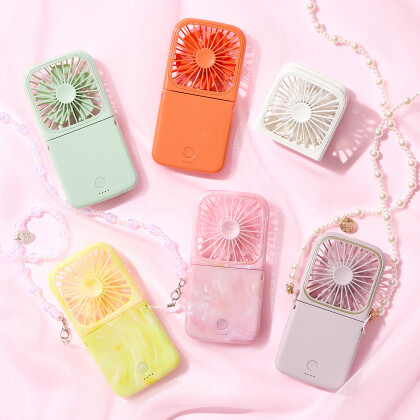 【入荷★】コンパクトで多機能なフレ スマートハンディファン🌀