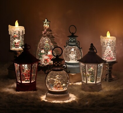 【NEW】ラメが舞う様々な形のスノードーム✨