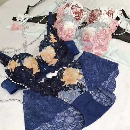 大人の魅力を引き立てる新作入荷♡