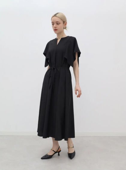夏のキレイめサッカー生地ワンピース👗