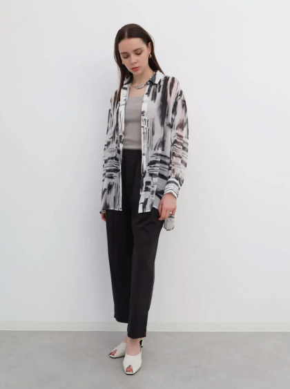 大人の柄シャツ✨