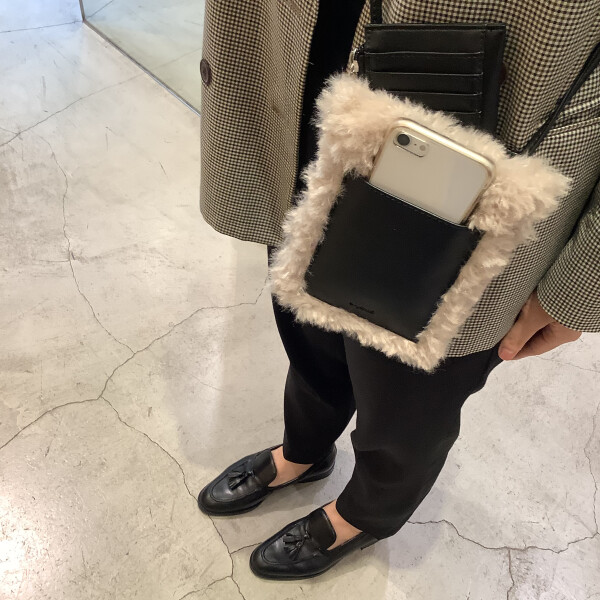 モバイルポシェット入荷しました！！