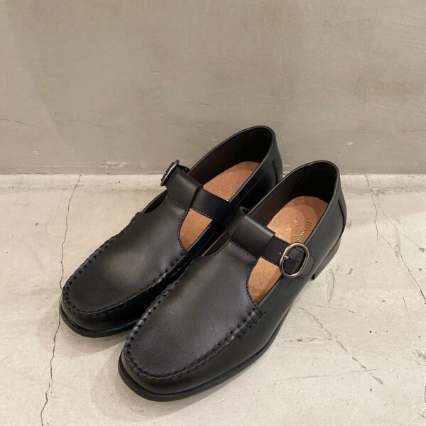 BLACK LEATHER SHOES！