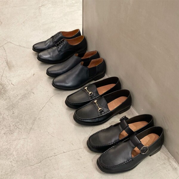 BLACK LEATHER SHOES！