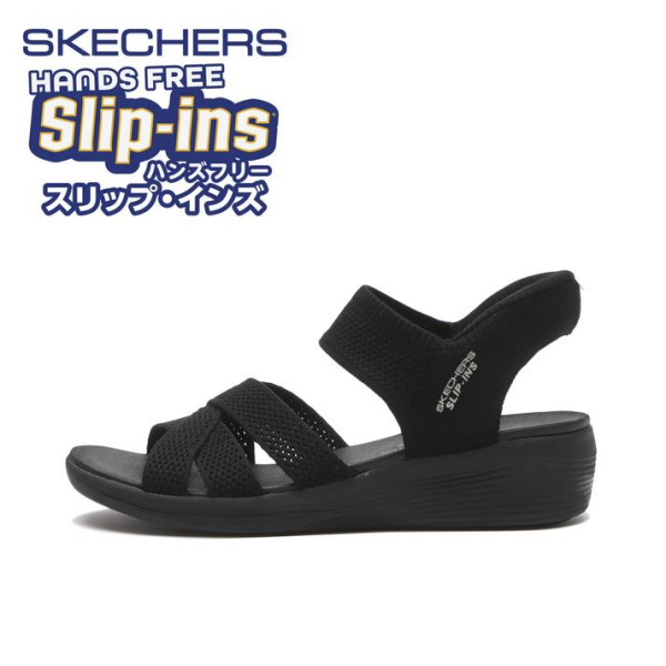 【CM放映中】SKECHERSサンダル入荷しております♪