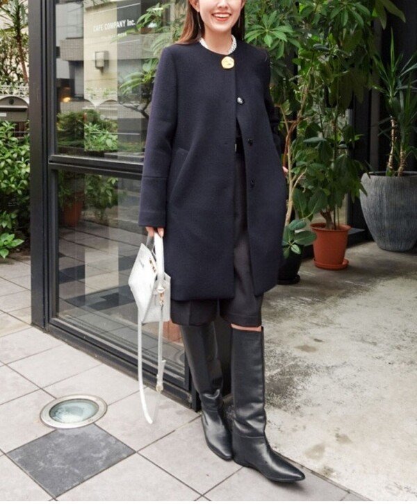 クラシカルな雰囲気のハーフコート