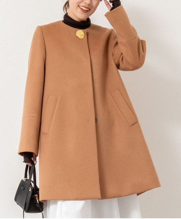 クラシカルな雰囲気のハーフコート