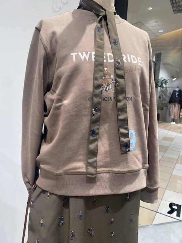 【品よく遊び心を取り入れたヘビースウェット】Tweed ride裏毛　クルーネックP/O