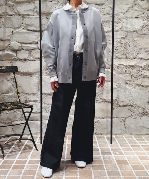 プチフリルカラーブラウス