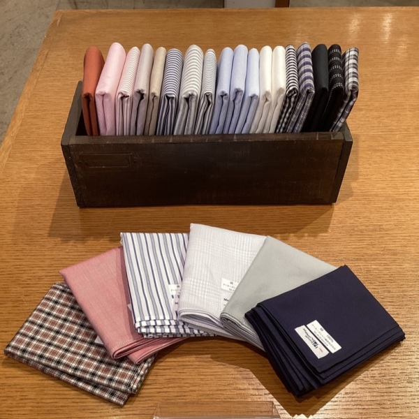 鎌倉シャツのハンカチ