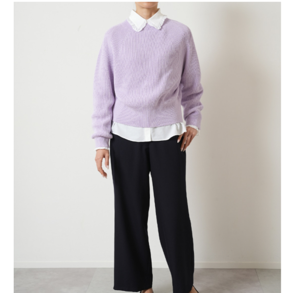 12月華やかな場面には【フリルシャツ】