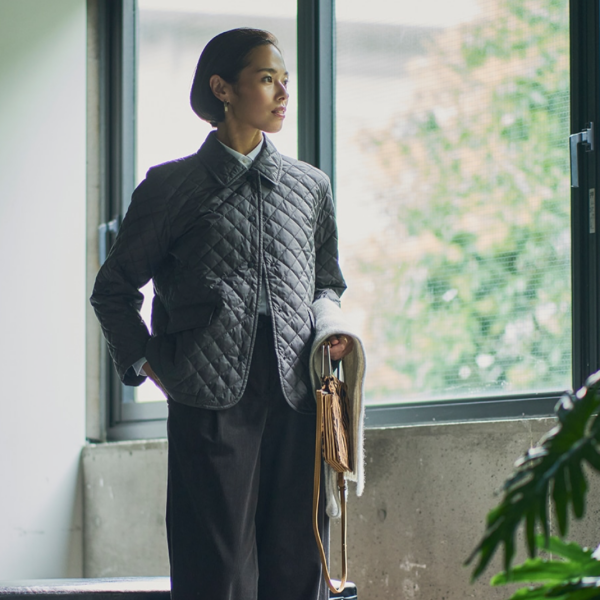 バランスよく着こなせる【キルティングショートコート】