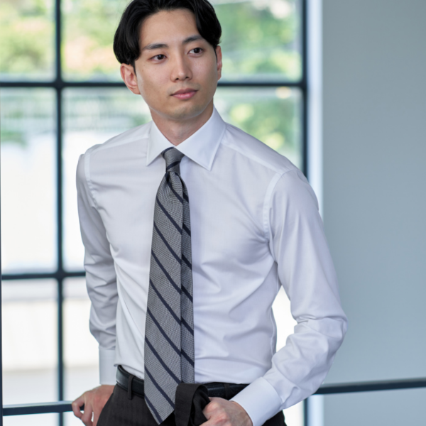 新生活に【イージーケアシャツ】お取り置き承ります！