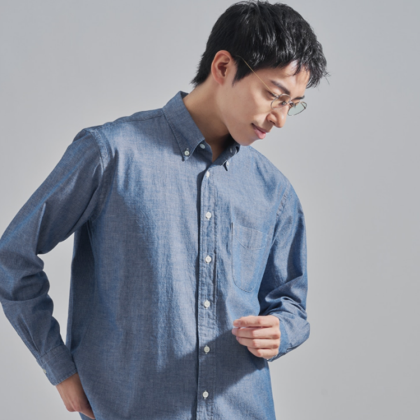 秋こそメンズもデニム&シャンブレーシャツ