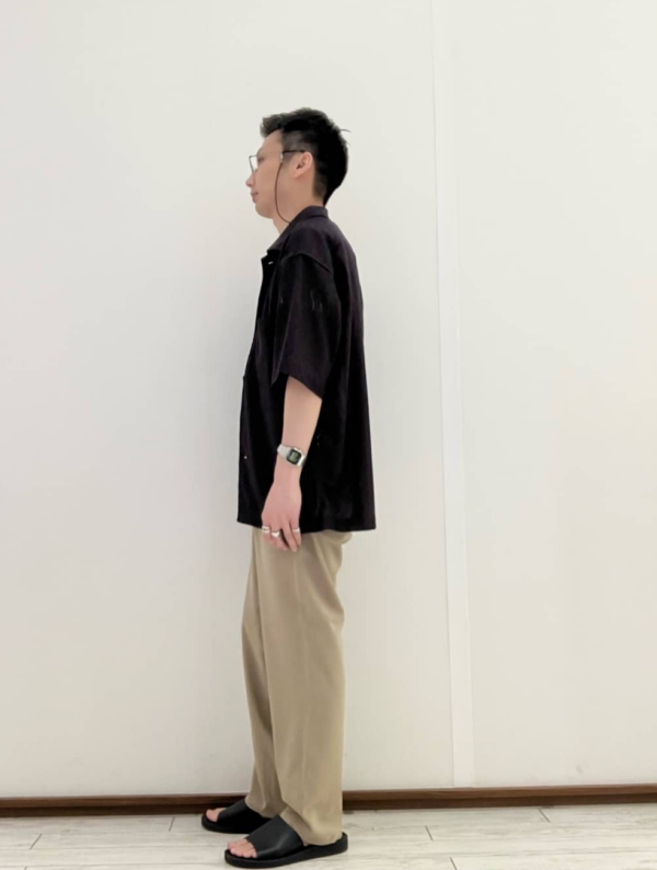 波デザインのさりげないメッシュ
