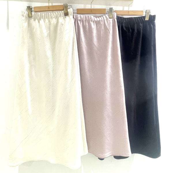 ロペピクニックの隠れた名品♡ サテン風スカート