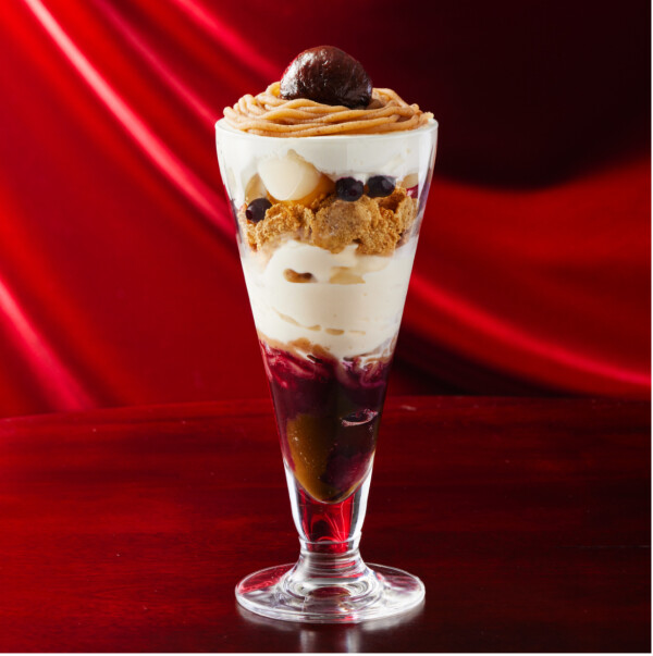 栗×カシス×ほうじ茶が奏でる、大人の冬限定モンブラン