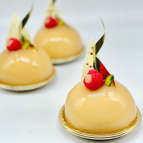ライチとグレープフルーツの爽やかなケーキ　ペルル