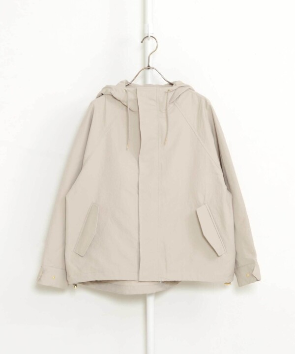 春物アウターが早くも入荷しております♪