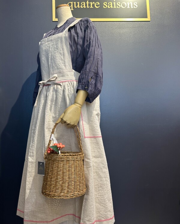 【限定入荷】「SUNNY LOCATION」エプロンのご紹介